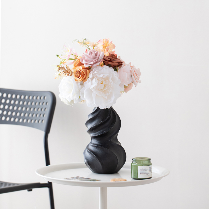 Treasure gourd ripples black and white ceramic flower insert living room matte home decoration